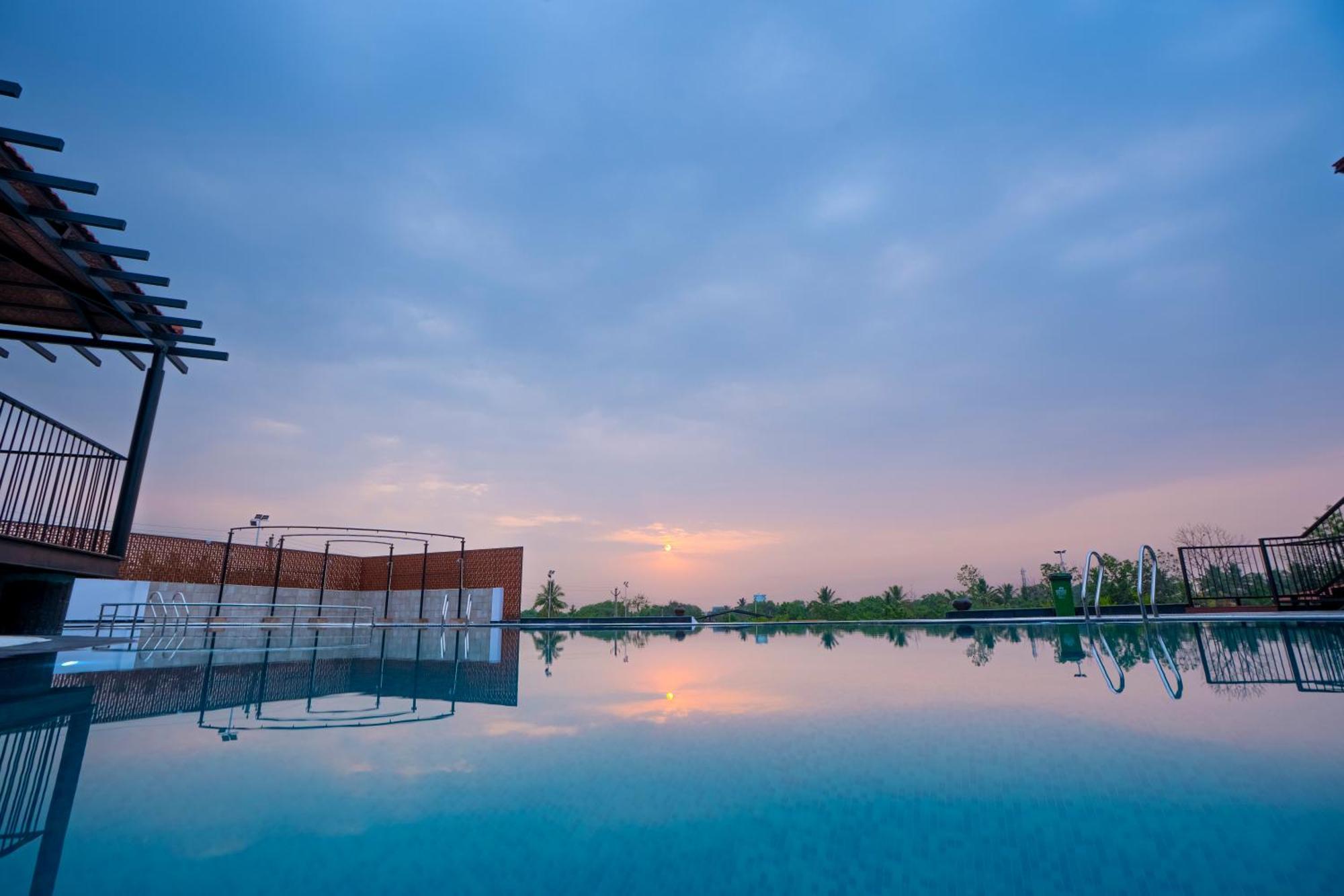 Serene Resort Hyderabad Shamshabad Exterior photo