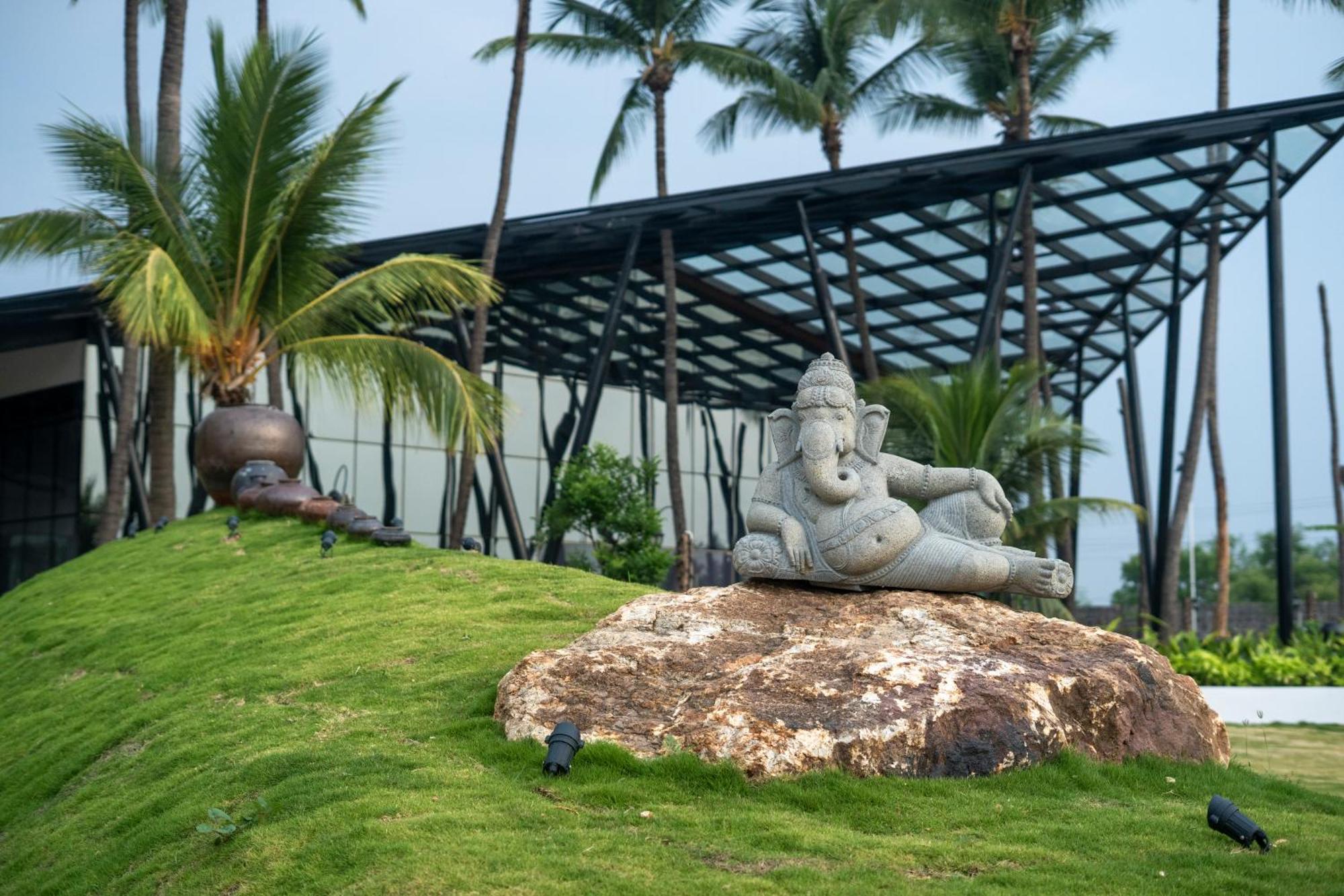 Serene Resort Hyderabad Shamshabad Exterior photo